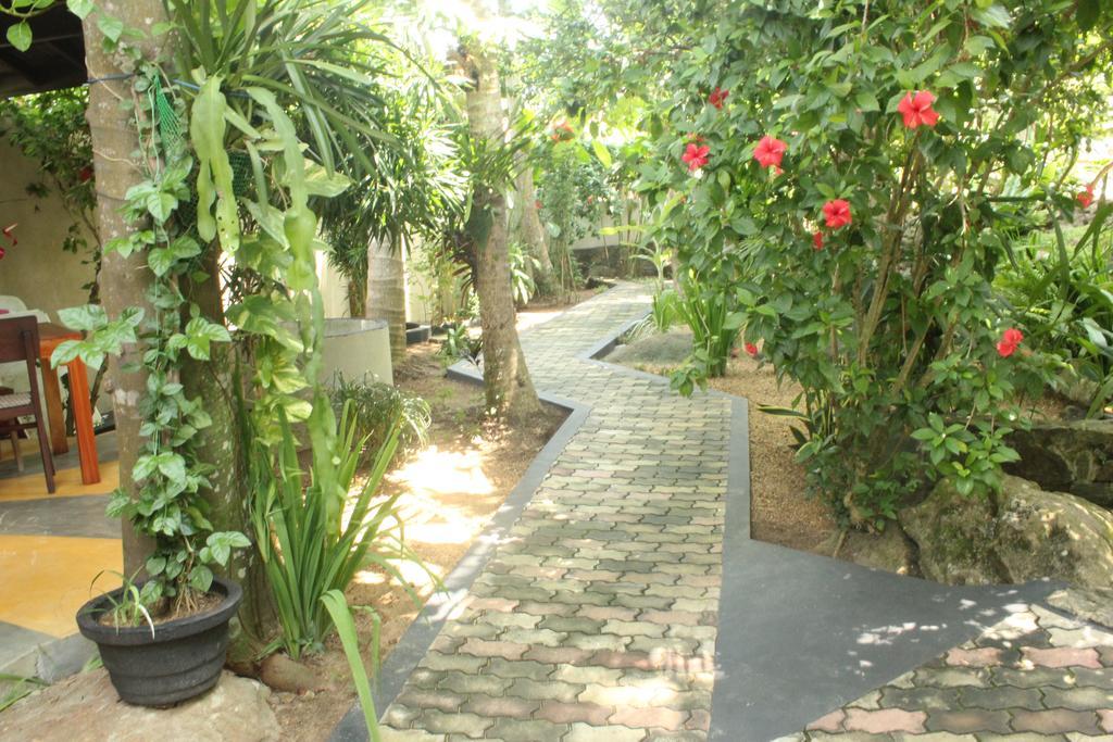 Dionis Villa ウナワトゥナ エクステリア 写真