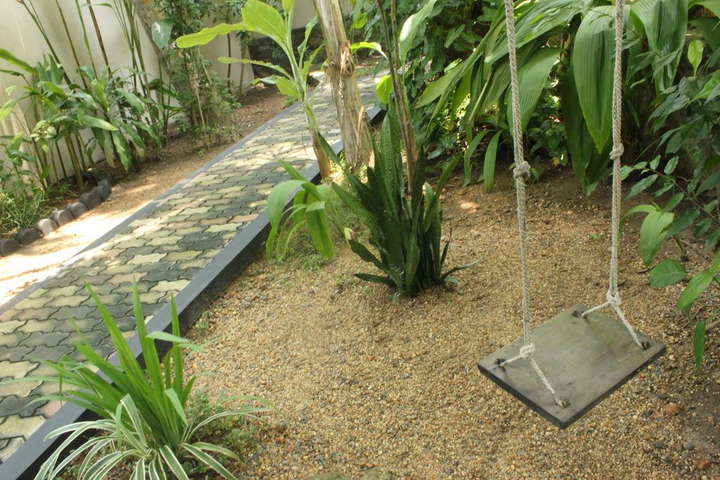 Dionis Villa ウナワトゥナ エクステリア 写真