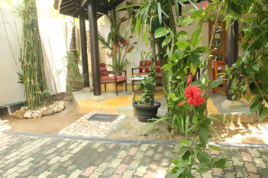 Dionis Villa ウナワトゥナ エクステリア 写真