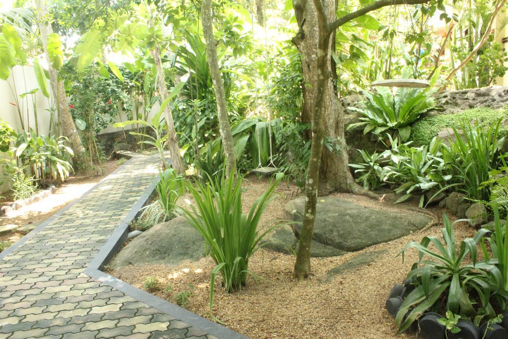 Dionis Villa ウナワトゥナ エクステリア 写真