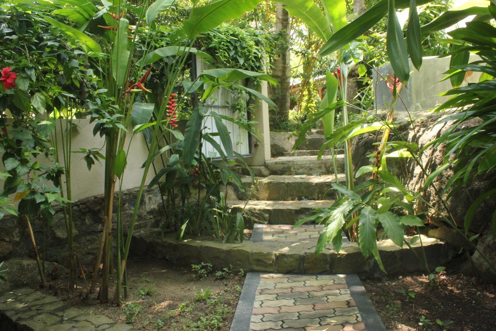 Dionis Villa ウナワトゥナ エクステリア 写真